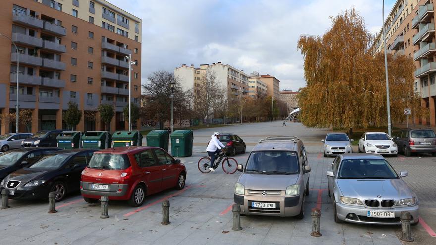 El parking disuasorio del bulevar Anelier de la Rochapea desaparecerá para dar paso a un espacio peatonal
