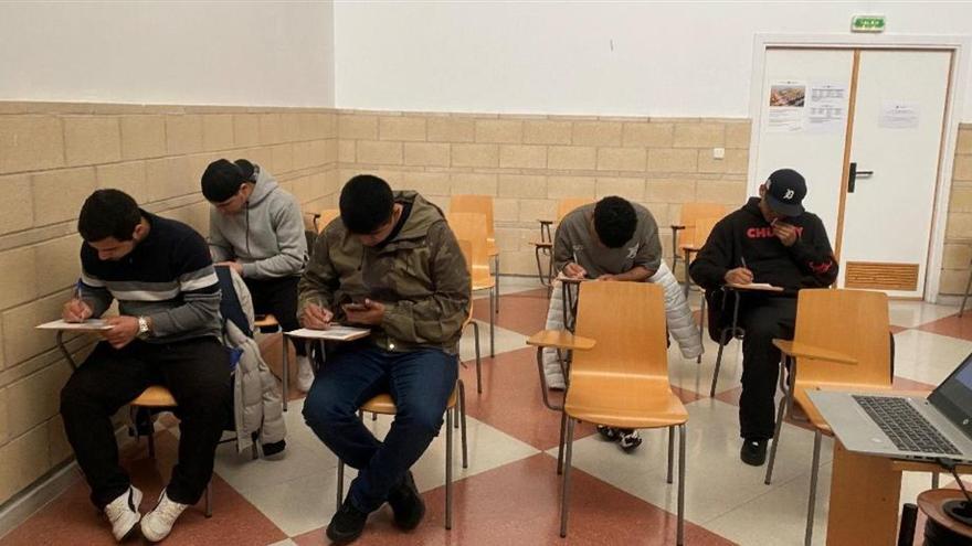 El programa Lankideak fomenta la empleabilidad de 46 jóvenes residentes en Pamplona