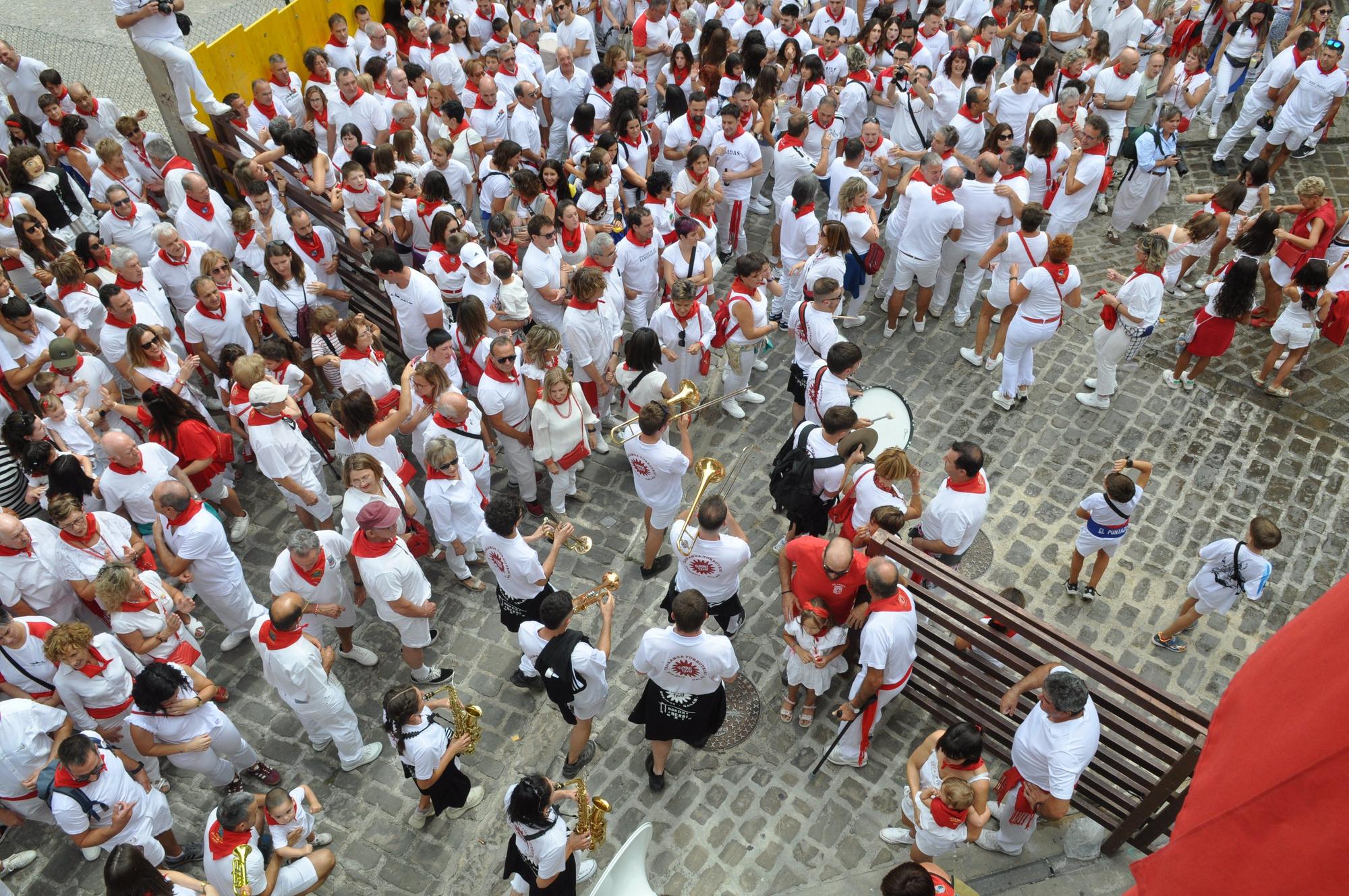 Fotos del cohete de fiestas de Artajona 2025