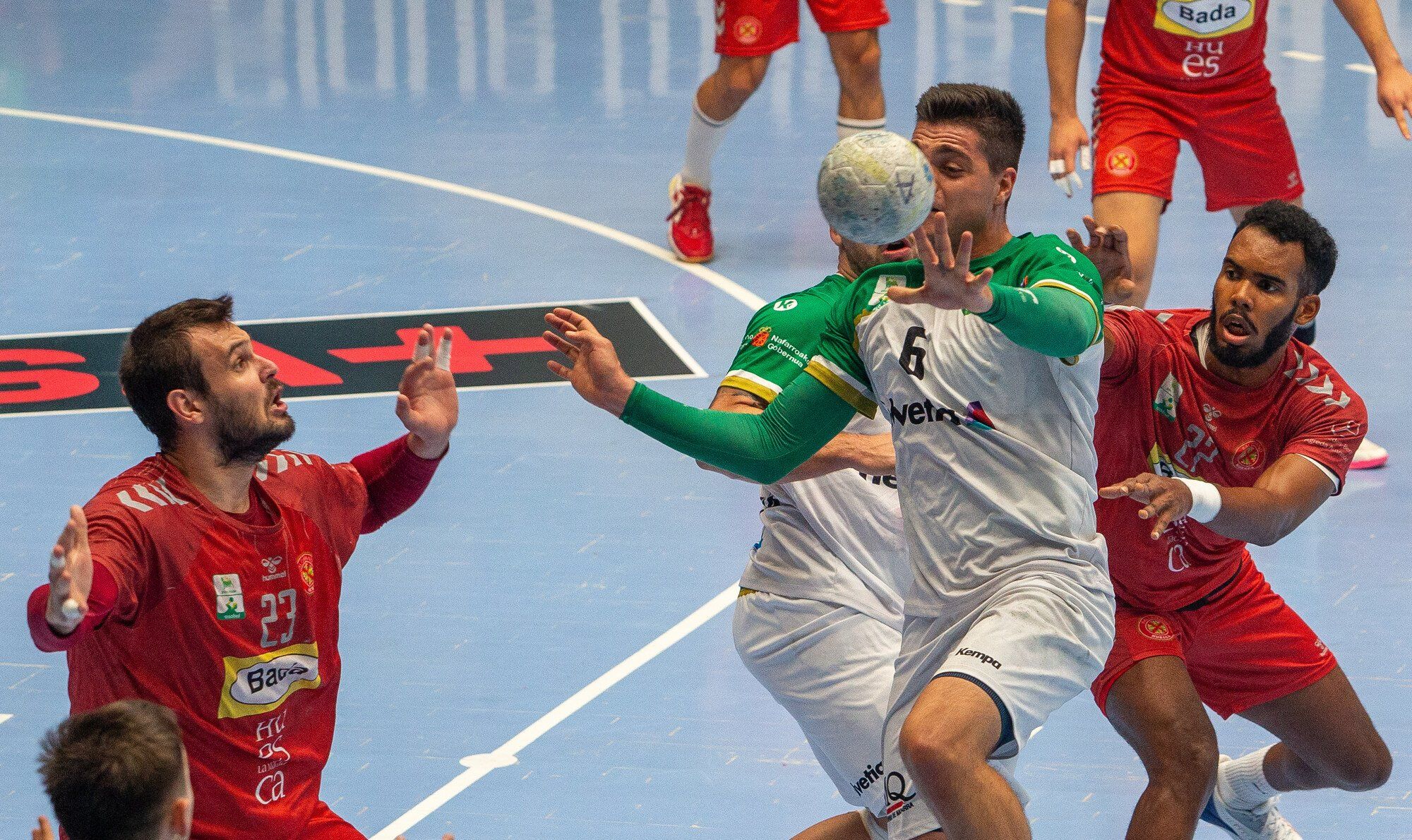 Helvetia Anaitasuna - Bada Huesca