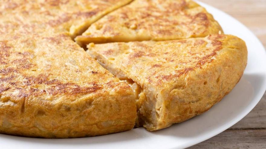 Cómo elegir una buena tortilla de patatas de supermercado, según el nutricionista Pablo Ojeda