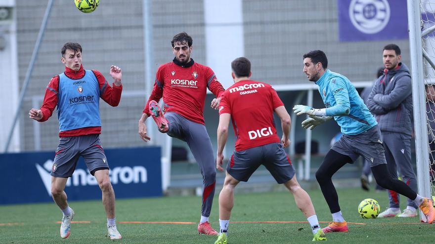 Fotos del entrenamiento de Osasuna (lunes 9 de febrero de 2026)