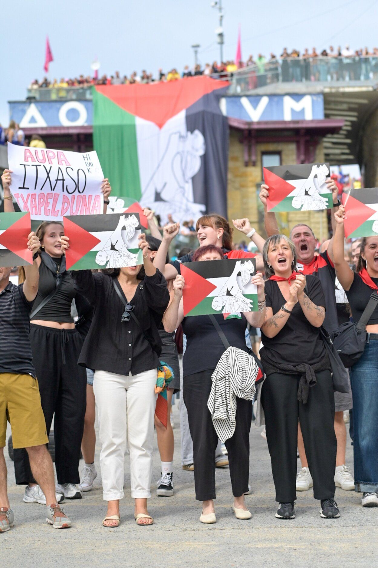 Gran ambiente en la segunda jornada de la Bandera de la Concha