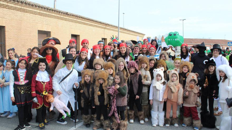 Tudela se tiñe de color