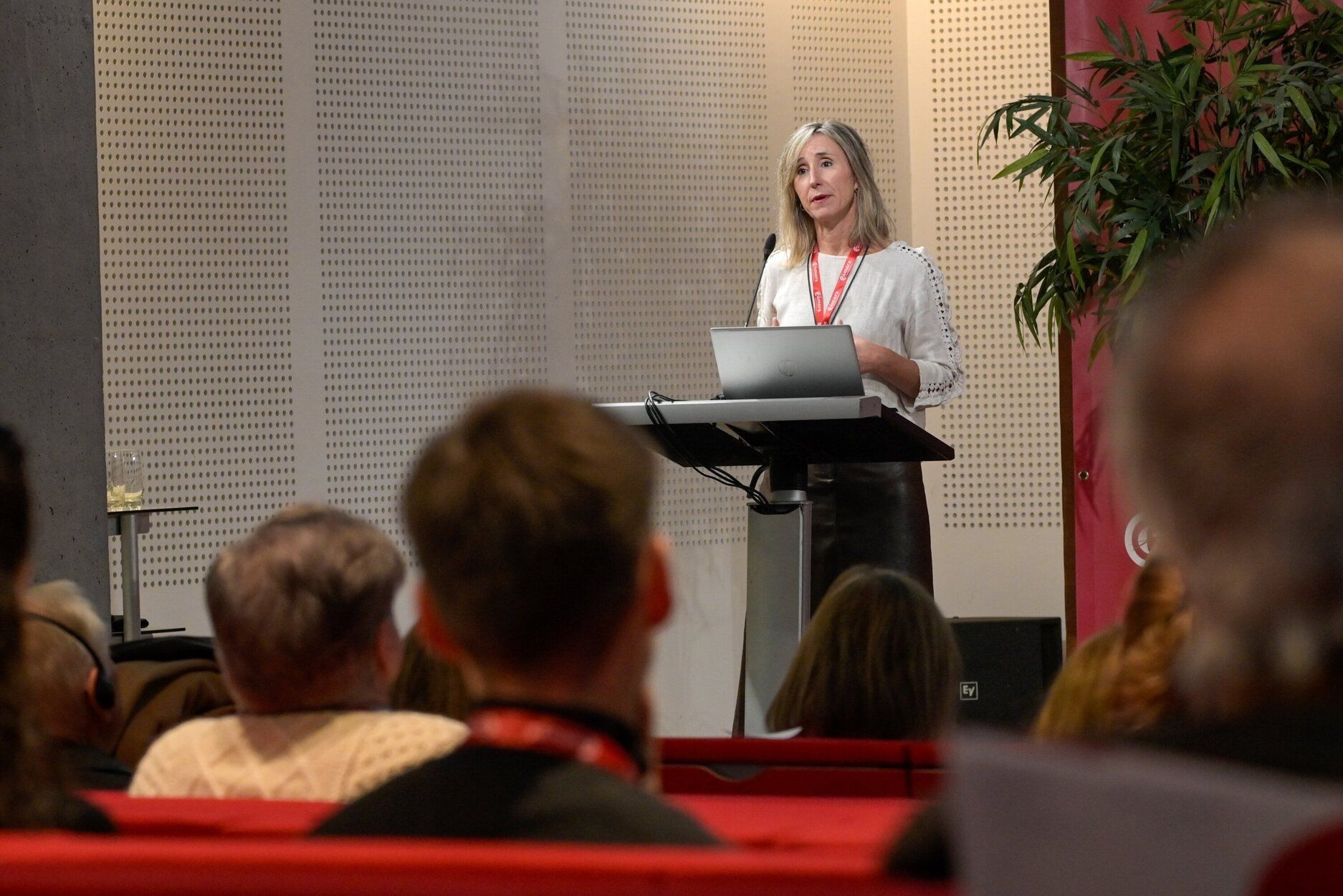 Rakel San Sebastian, directora de la Fundación ADINBERRI de la Diputación Foral de Gipuzkoa.