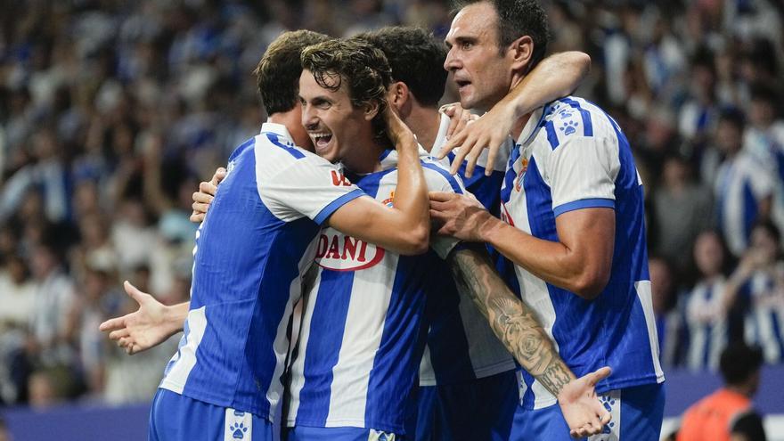 El Espanyol, de uñas con los árbitros antes de recibir al Alavés