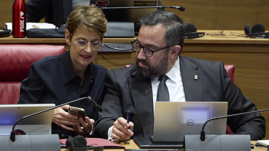 Chivite pone su mirada más allá de 2027 y defiende el “impulso político” de los cambios en el Gobierno de Navarra