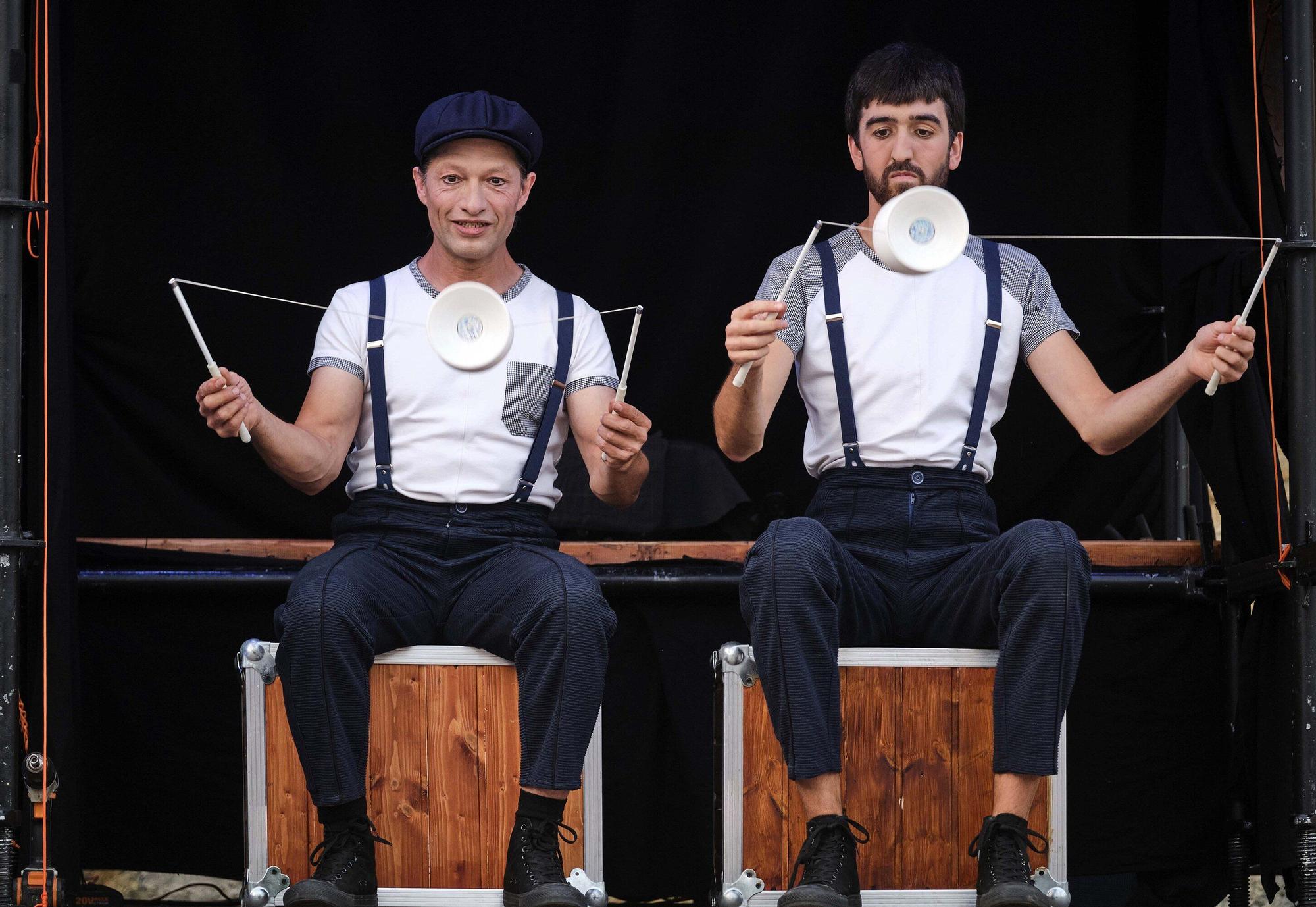 Cinco puntas con el espectaculo Ardatzak’ en la Ciudadela de Pamplona