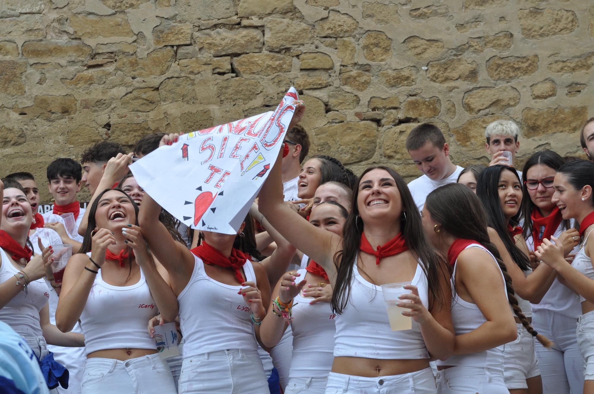 Fotos del cohete de fiestas de Artajona 2025