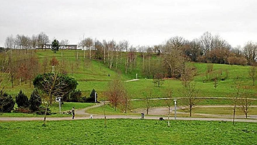 Parque de Arramendi, con la cantina en lo alto.