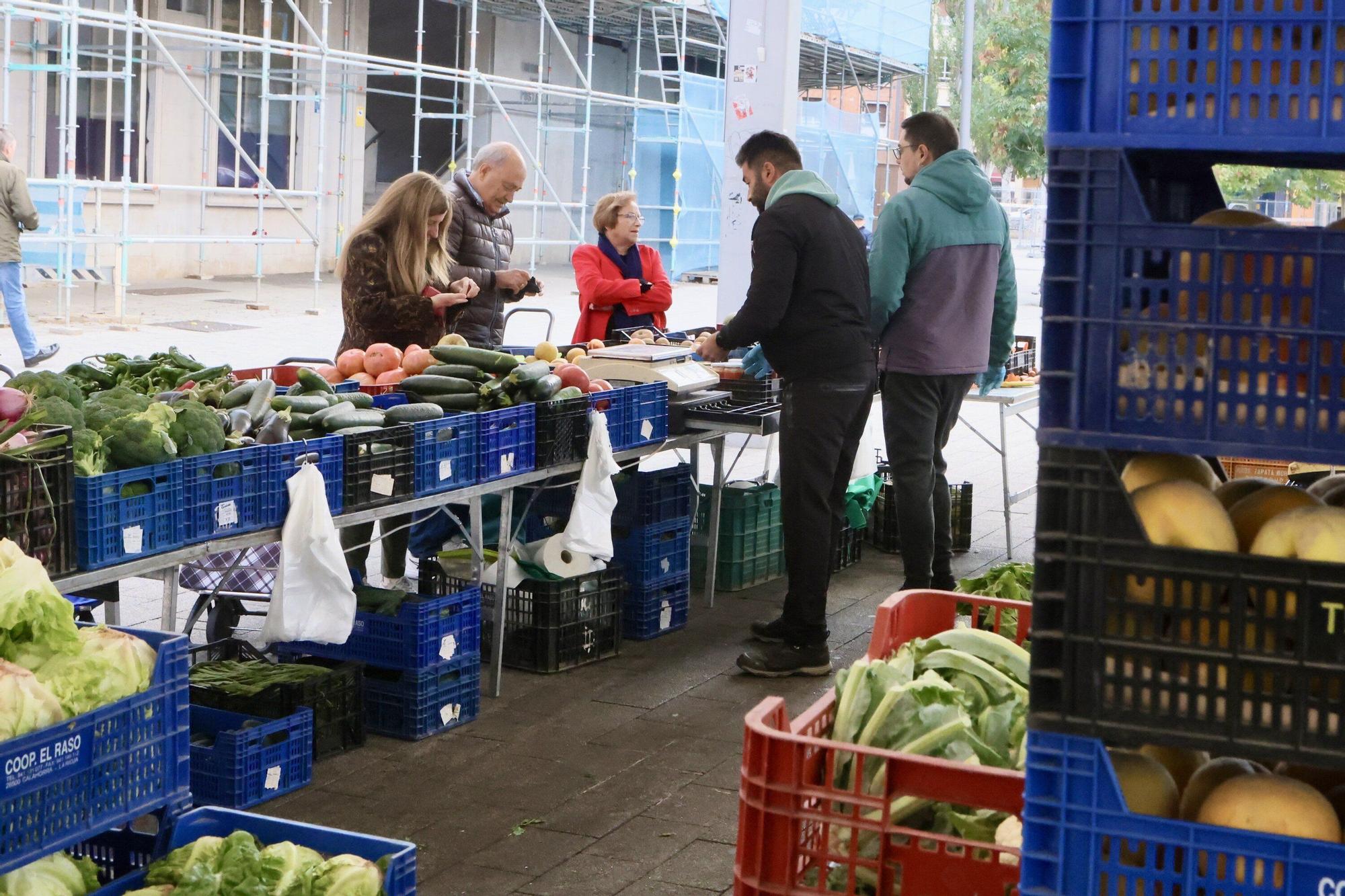En imágenes: Mayor presencia policial en el mercado de Santa Bárbara