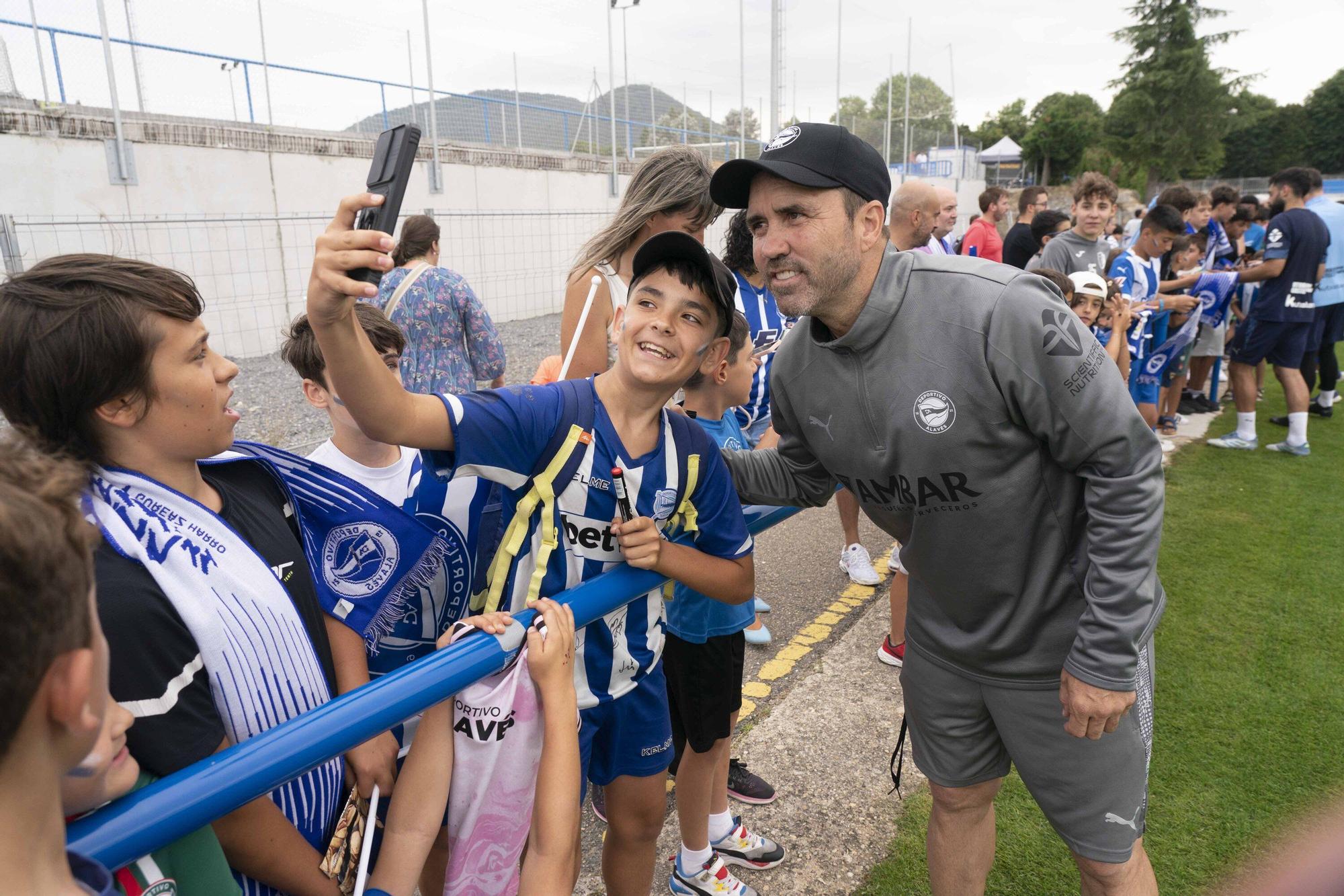 En imágenes: Una afición entregada al Alavés