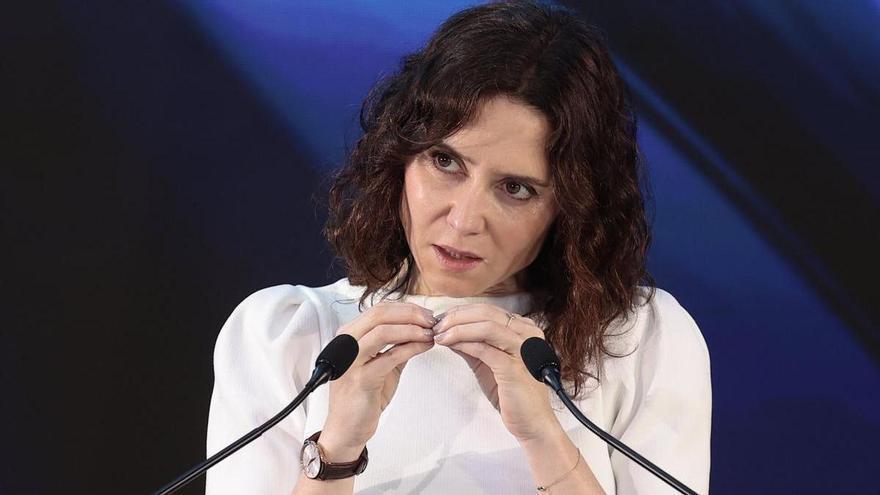 Ayuso regresa de México antes de tiempo y culpa a Sheinbaum de alimentar un "clima de boicot"