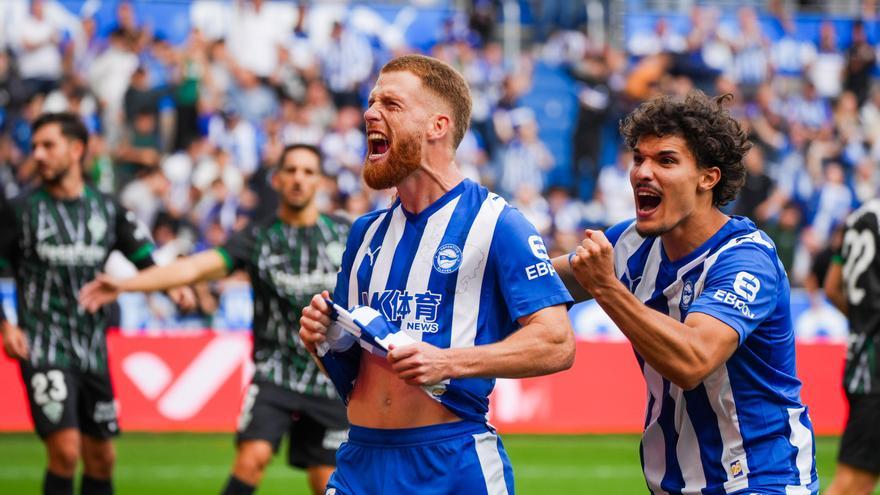 Alavés 3-1 Elche: &#039;Mendi&#039; es mucho &#039;Mendi&#039;