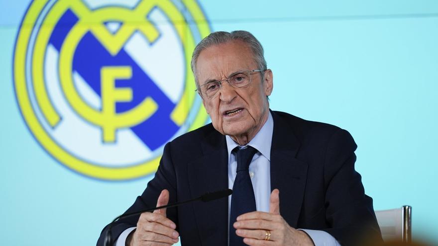 El emperador desnudo