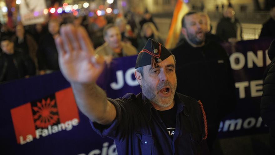 Parece que Franco no termina de morir