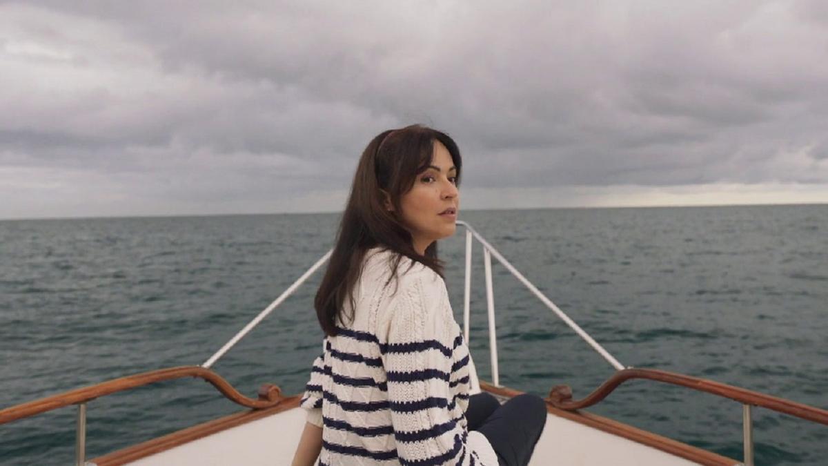 Verónica Sánchez, en una escena de la serie ‘Ángela’.