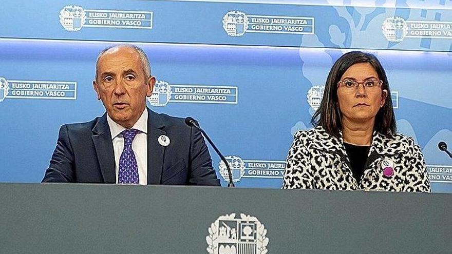 Lakua actúa para evitar que las mujeres ganen un 24% menos