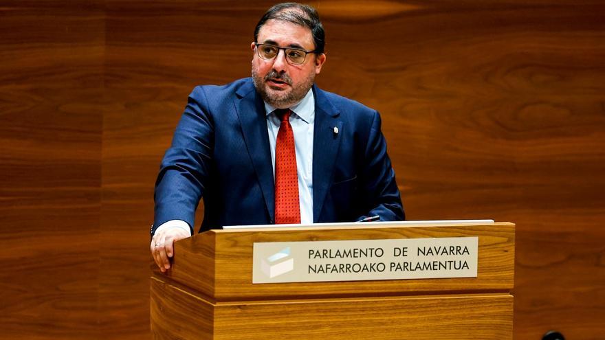 Hualde insta a Euskaltzaindia a seguir colaborando por el euskera