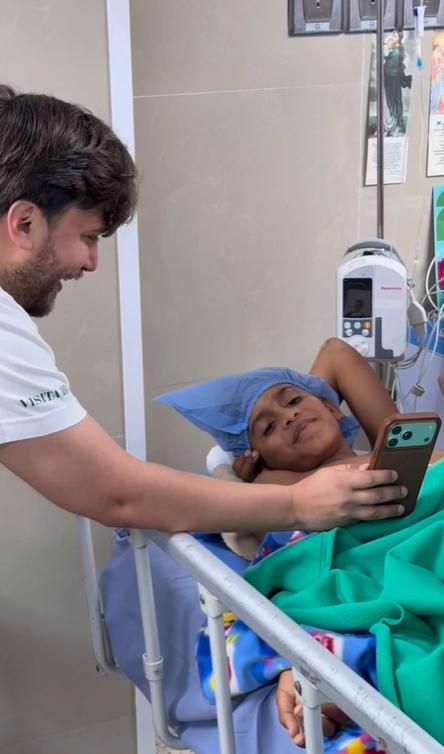 Armando Poyo fue el encargado de llevarle el mensaje al niño.