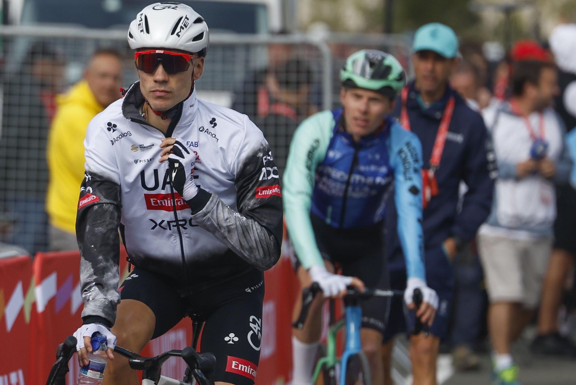 Fotos de la etapa navarra de La Vuelta 25 entre Sendaviva y Larra - Belagua