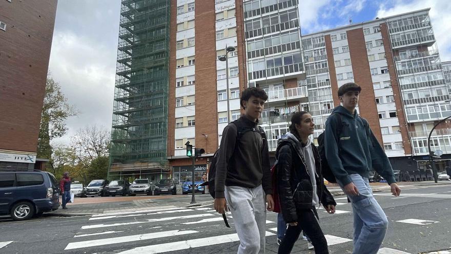 Liberan a una persona que había quedado atrapada en el baño de un bar en Zaramaga