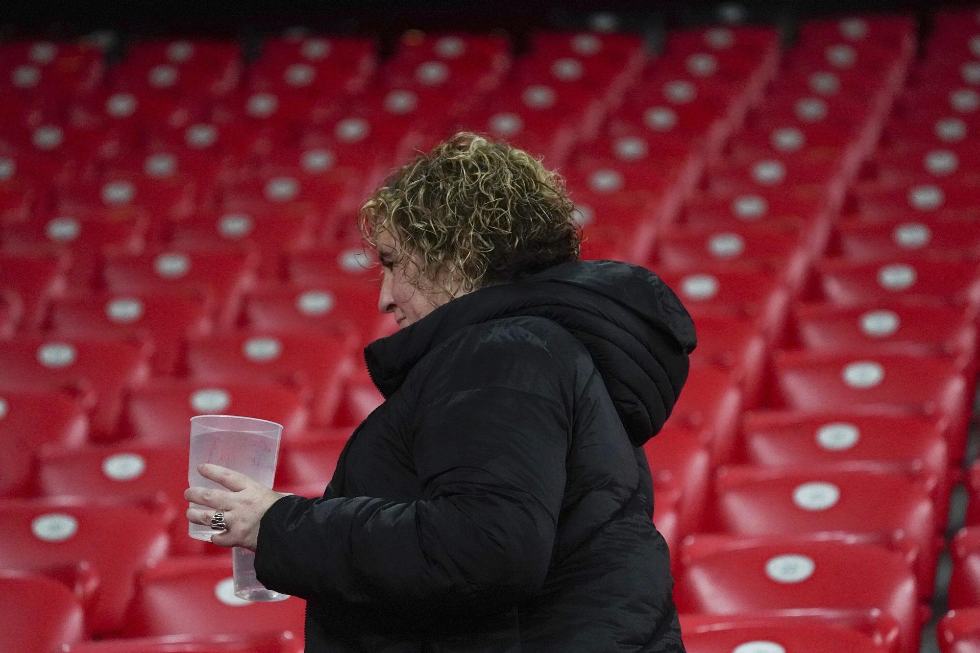 ¿Has estado en San Mamés viendo el Athletic-Atlético? Búscate en nuestra galería