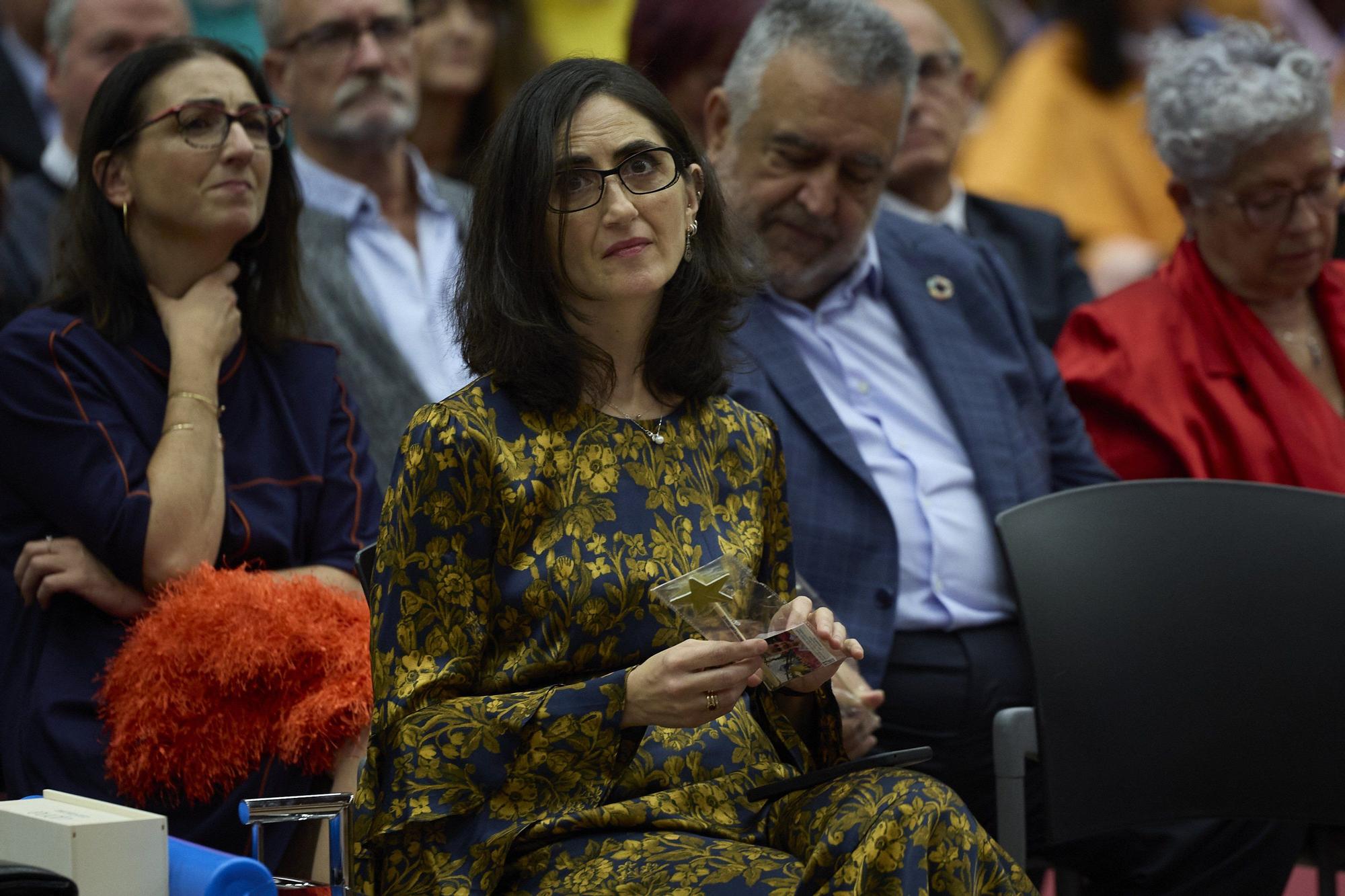 Fotos del homenaje de la UPNA a las personas que llevan 25 años trabajando en la Universidad