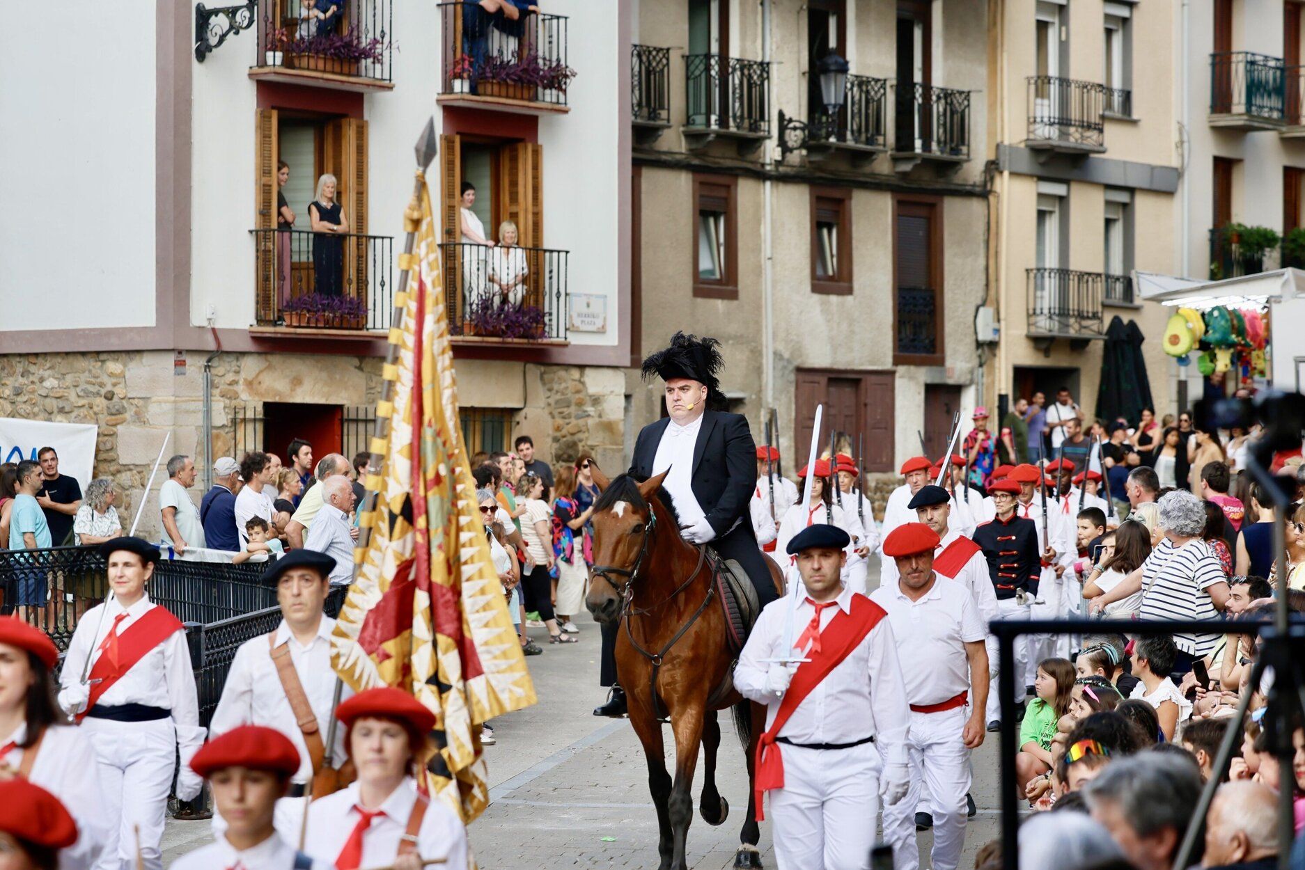 Las mejores imágenes del Alarde de Antzuola