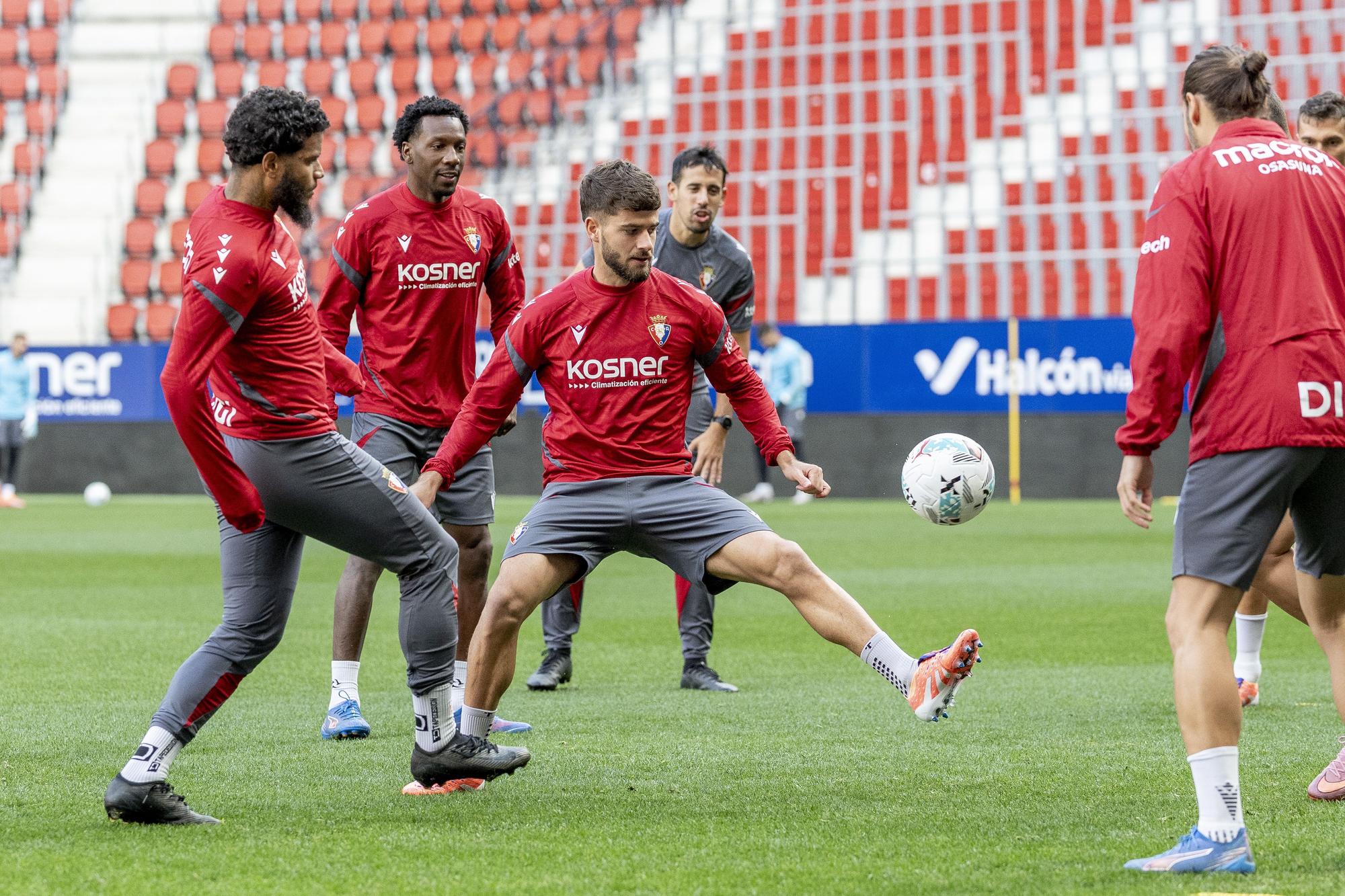 Osasuna se entrena a puerta cerrada en El Sadar (23 de septiembre de 2025)