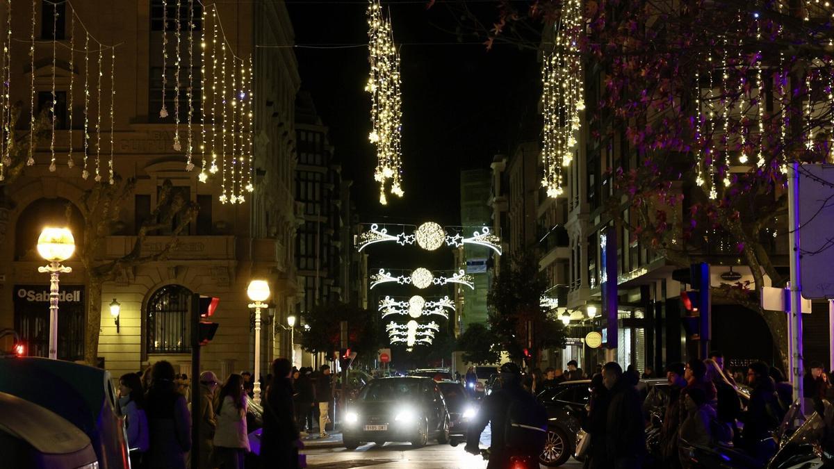 Espectacular encendido de las luces de Navidad en Donostia
