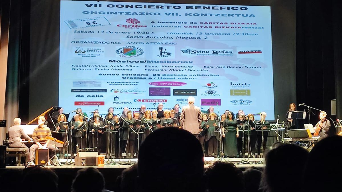 En la pasada edición, el evento logró recaudar 5.912 euros gracias a la venta de entradas y de boletos para el sorteo