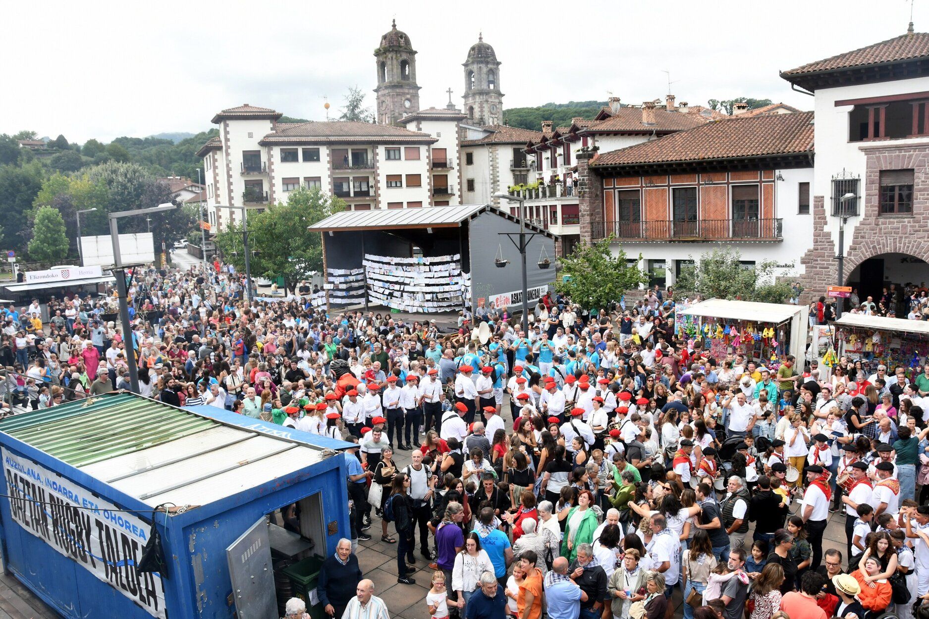 Fotos del chupinazo de Elizondo