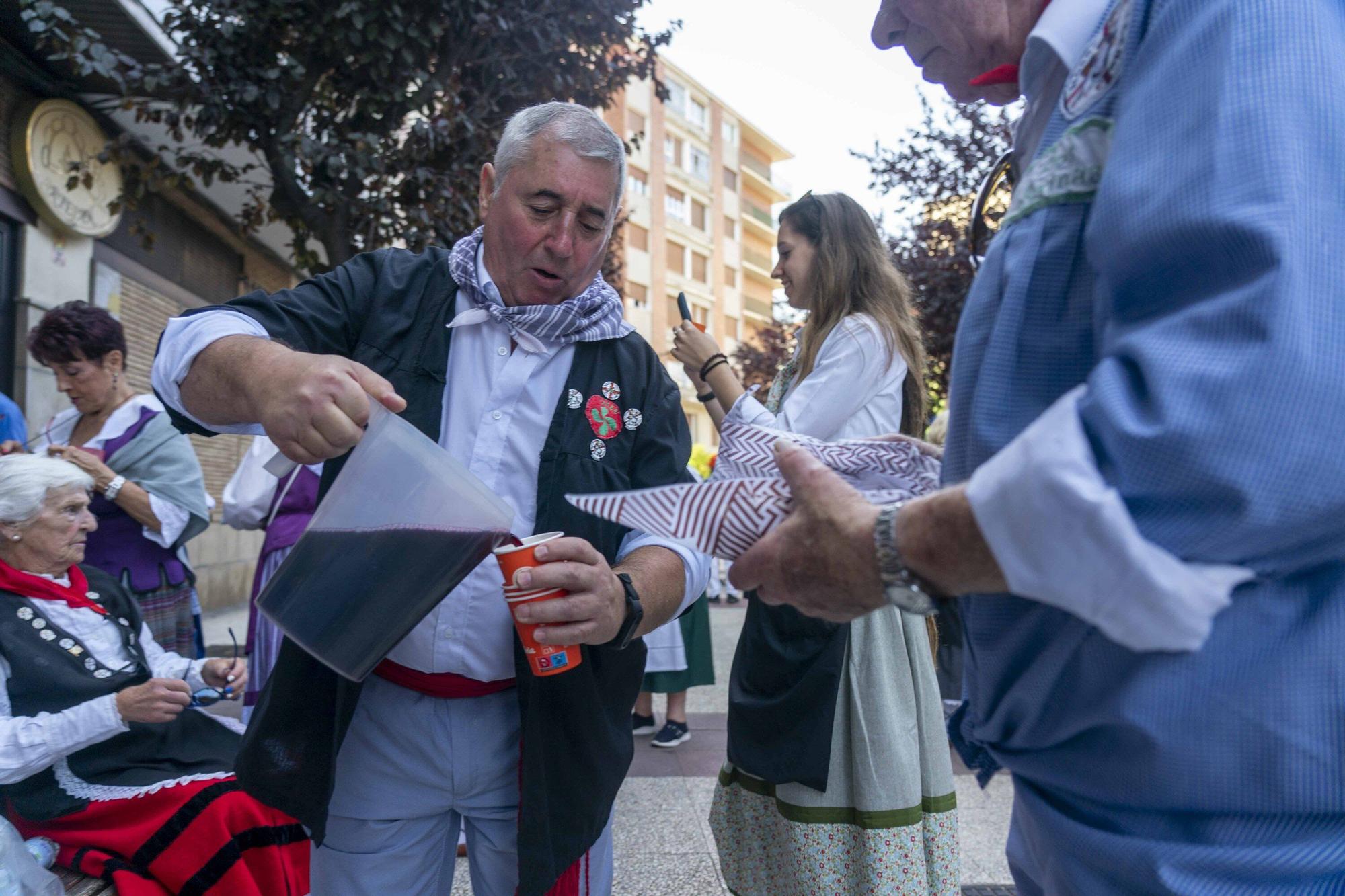 En imágenes: Blusas y neskas veteranos celebran su día en La Blanca