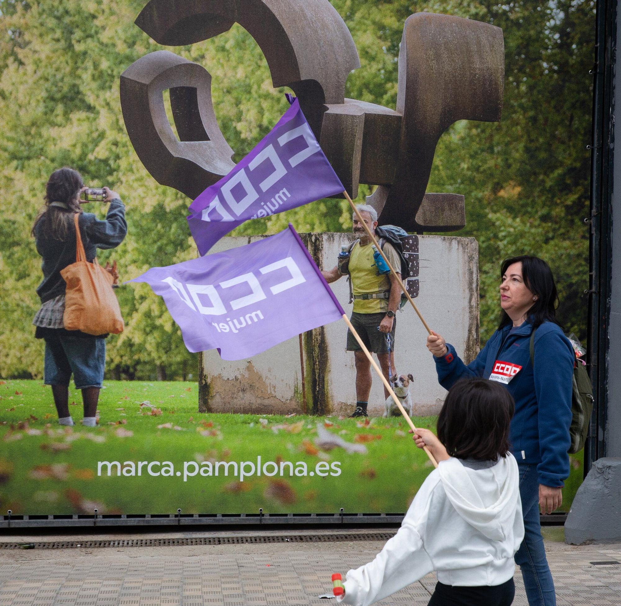 Fotos de la manifestación de UGT y CCOO por el 1 de mayo en Pamplona
