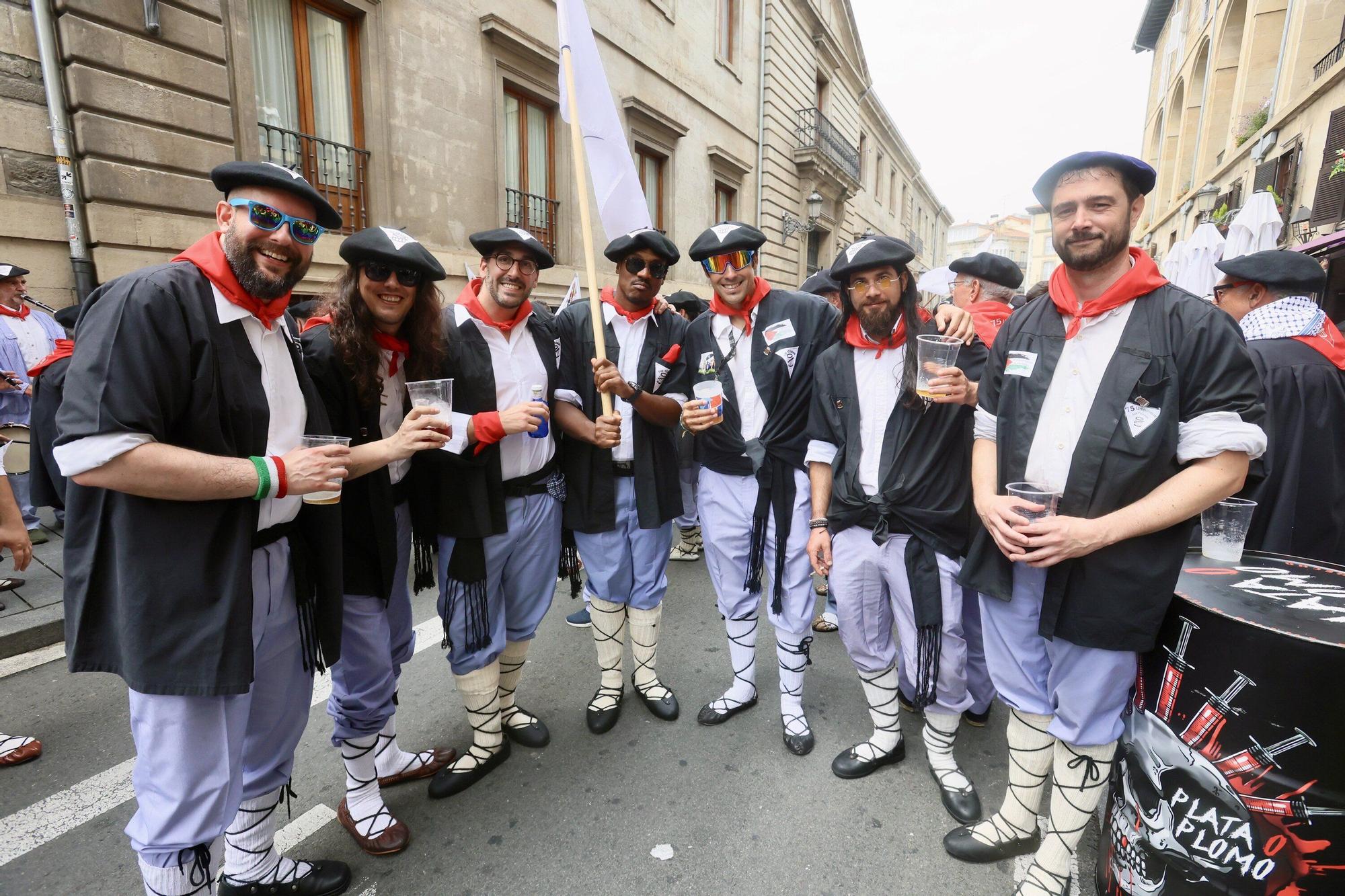 En imágenes: La fiesta continúa en las calles de Gasteiz este 6 de agosto