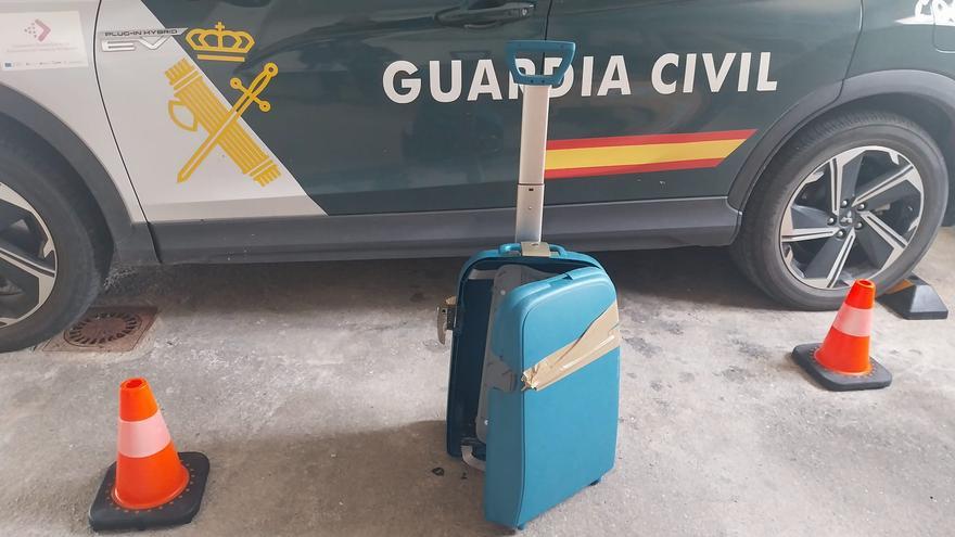 La Guardia Civil activa un dispositivo preventivo en Bera tras localizar una maleta sospechosa