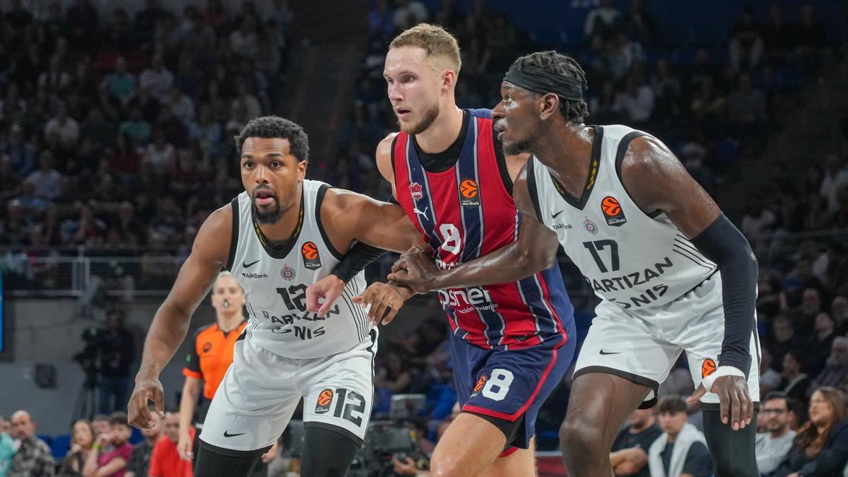 Todas las fotos del Baskonia-Partizan en el Buesa Arena