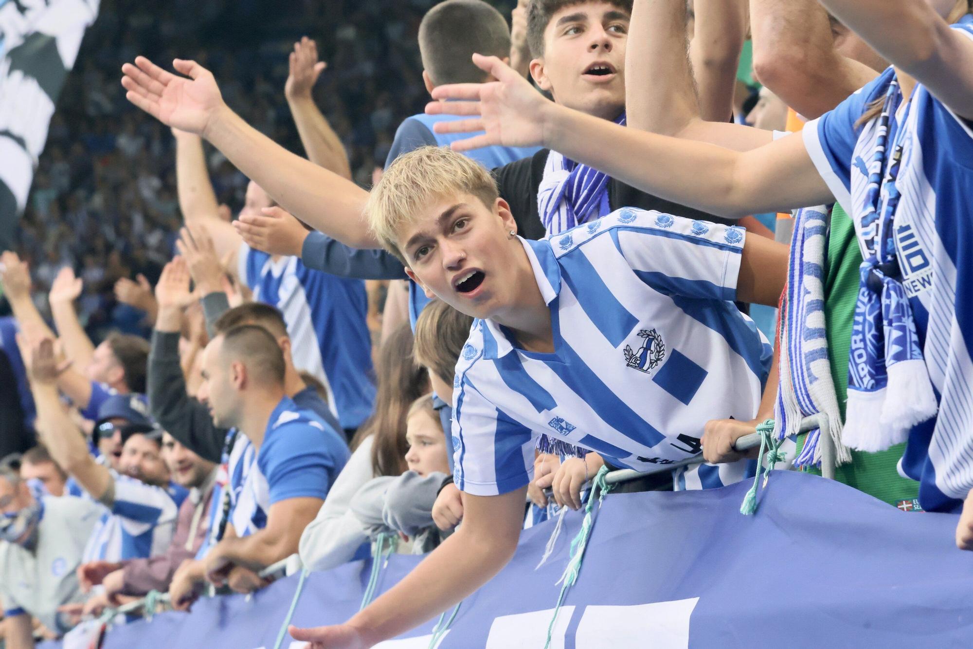 En imágenes: Mendizorroza no pudo disfrutar de un triunfo albiazul (Búscate en la grada)