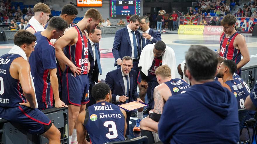 Todas las fotos del Baskonia-Partizan en el Buesa Arena