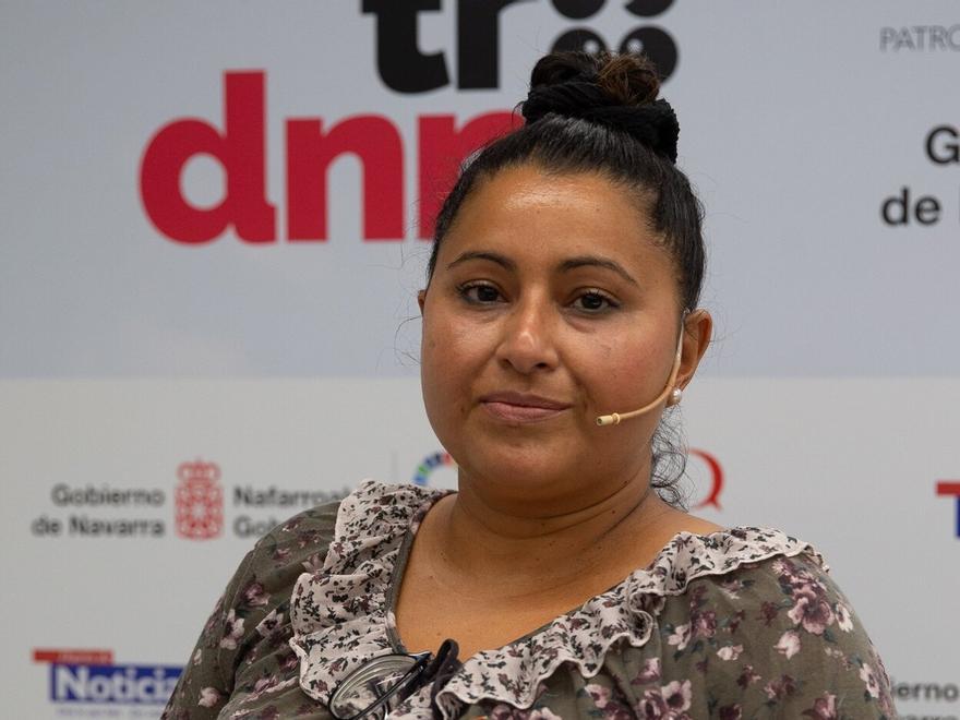 Jessica Delgado, madre inmigrante con hijos estudiantes en el modelo D