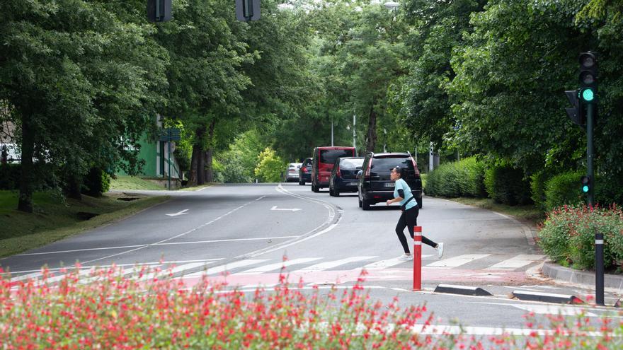 Obras en la cuesta de la Reina para crear un nuevo eje ciclista en Pamplona