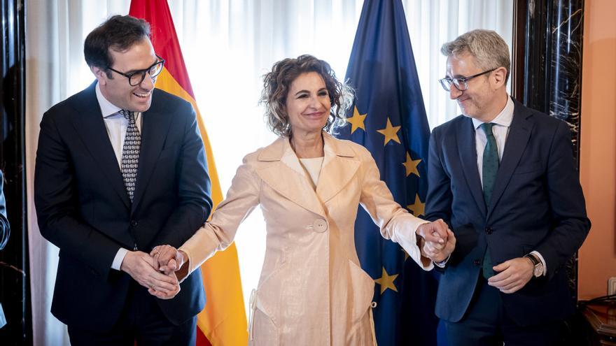 El ministro España fija como prioridades la financiación autonómica y los presupuestos