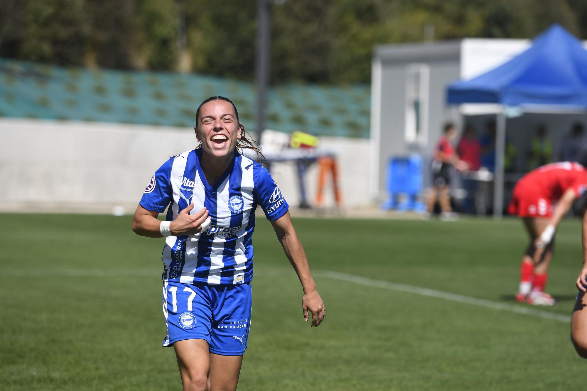 En imágenes: Las Gloriosas debutan en casa con una gran victoria (3-1)