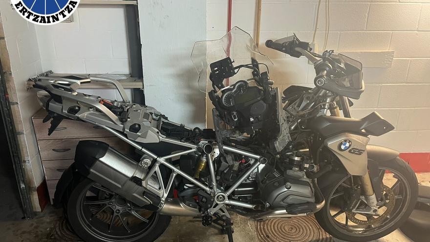 Detenidos en Portugalete y Muskiz cinco integrantes de una banda organizada dedicada al robo de motos de gran cilindrada