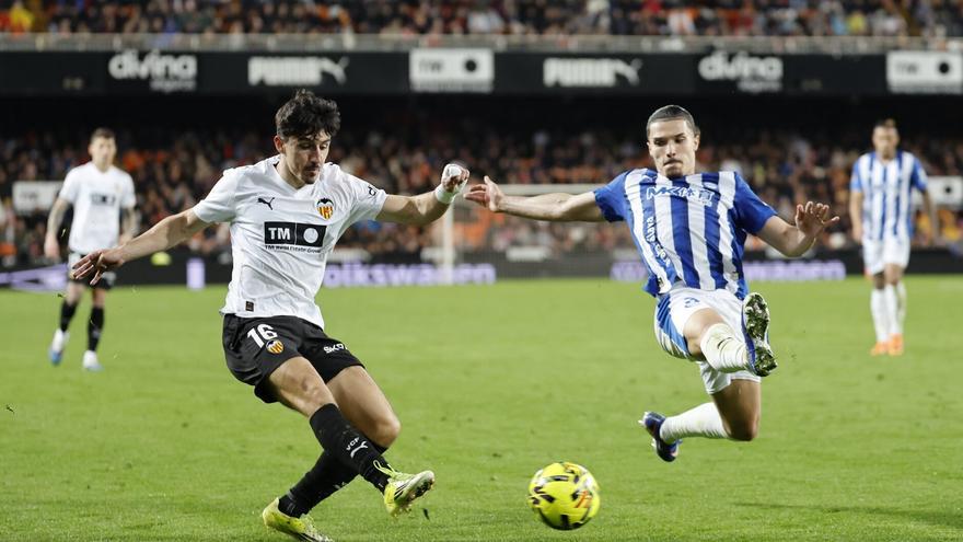 Un rompecabezas en la zaga albiazul