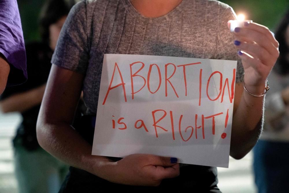 Abortistas y antiabortistas se manifiestan en Washington