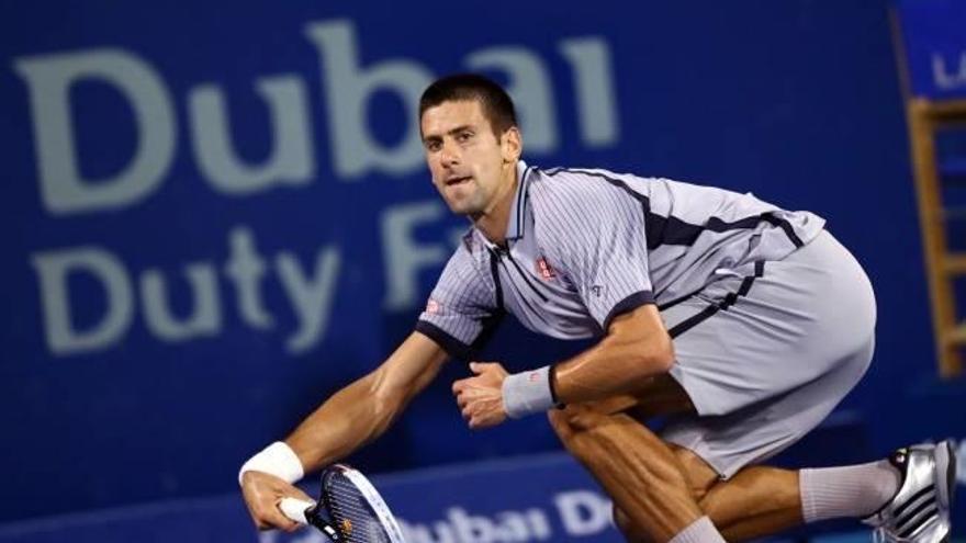 Djokovic gana a Berdych y reconquista Dubai