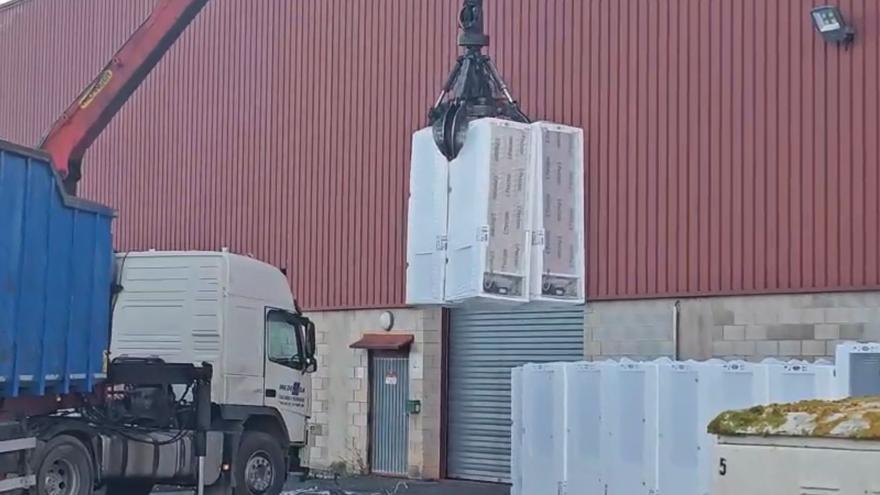 BSH Esquíroz manda a la chatarra frigoríficos nuevos