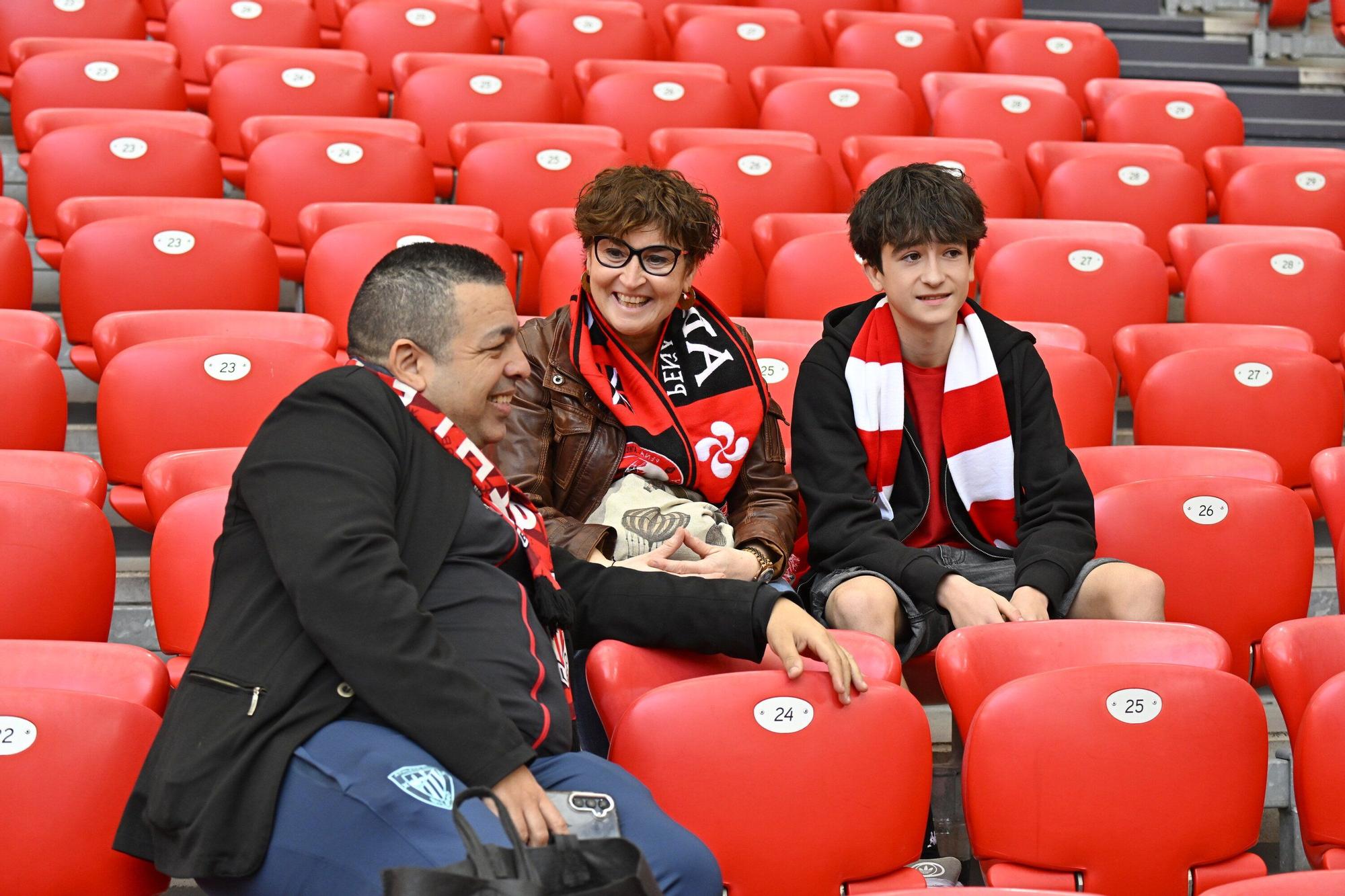 En imágenes: ¿Has estado en San Mamés viendo el Athletic-Real Oviedo? Búscate en nuestra galería